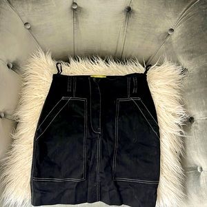 Gianni bini mini skirt, stretchy and comfortable